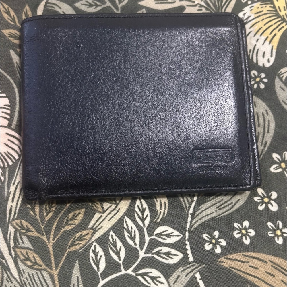 Vintage Coach Black Leather Wallet